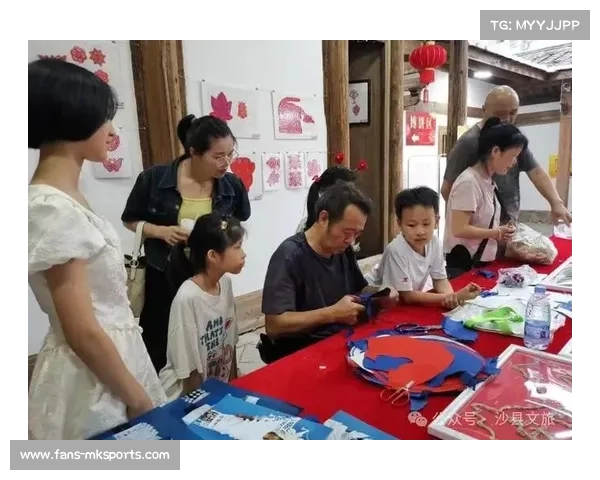 平潭棒球公园推出赛事与非遗结合的手工艺体验区展示本地传统文化 平潭棒球公园推出赛事与非遗结合的手工艺体验区展示本地传统文化